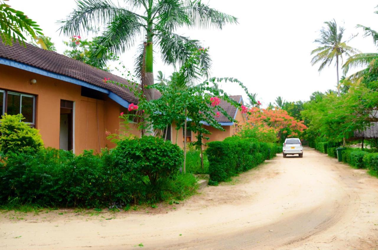 Funky Squids Beach Resort Bagamoyo Luaran gambar