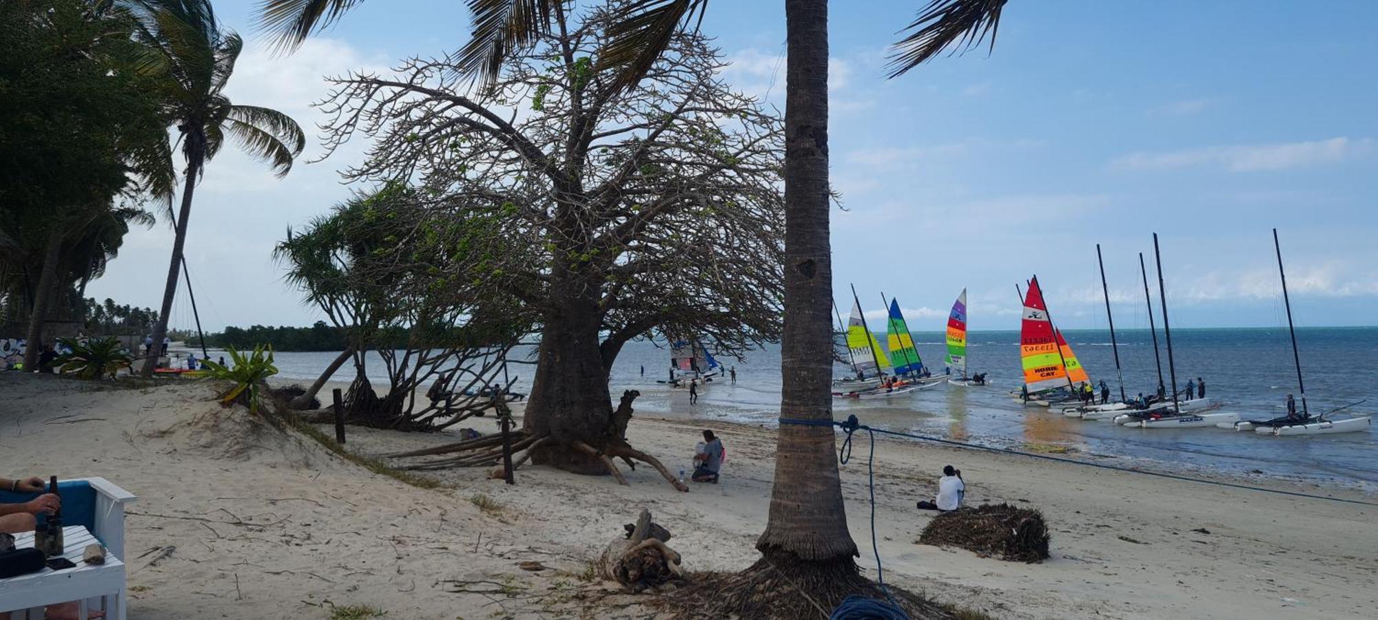 Funky Squids Beach Resort Bagamoyo Luaran gambar